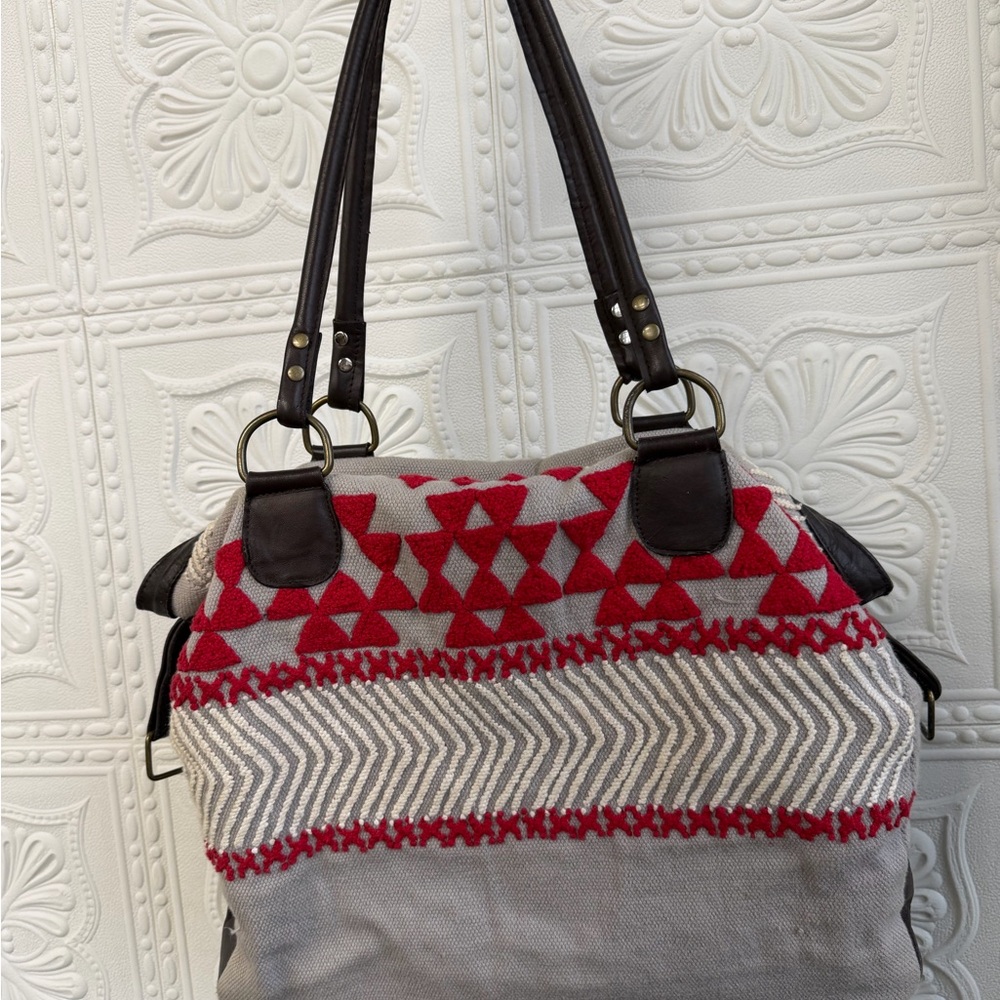 Stylish Gray and Red Patterned Women's Bag